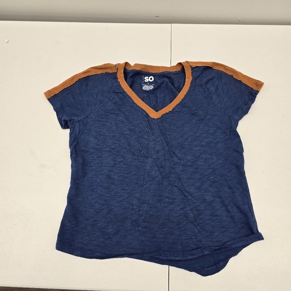 SO Women's V-Neck T Shirt